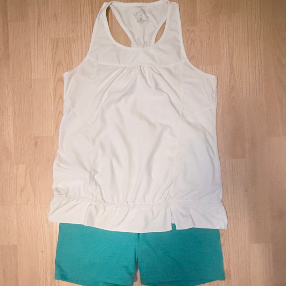 Bundle Athleta Racerback Tank Top 1X + Old Navy Teal Shorts XL Activewear Set
